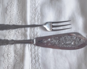 Engraved Nils Johan cake spatula and fork serving set.  Swedish vintage 1980s.