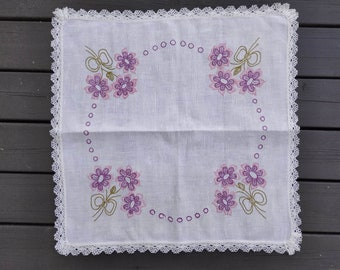 Small white linen handmade embroidered tablecloth. Swedish vintage 1970s.