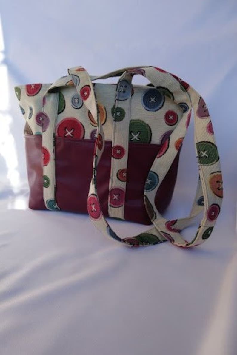 Print and Burgundy shoulder bag buttons