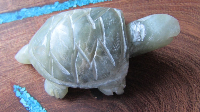jade turtle figurine