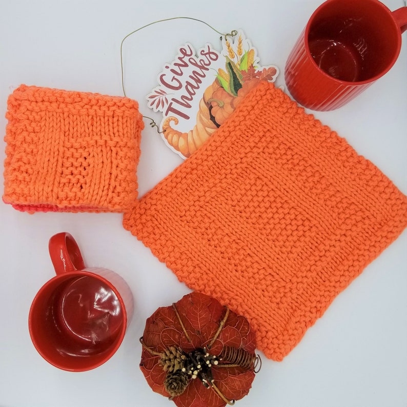 Samples of Spainhour Thanksgiving dishcloth knitting pattern knit with orange yarn