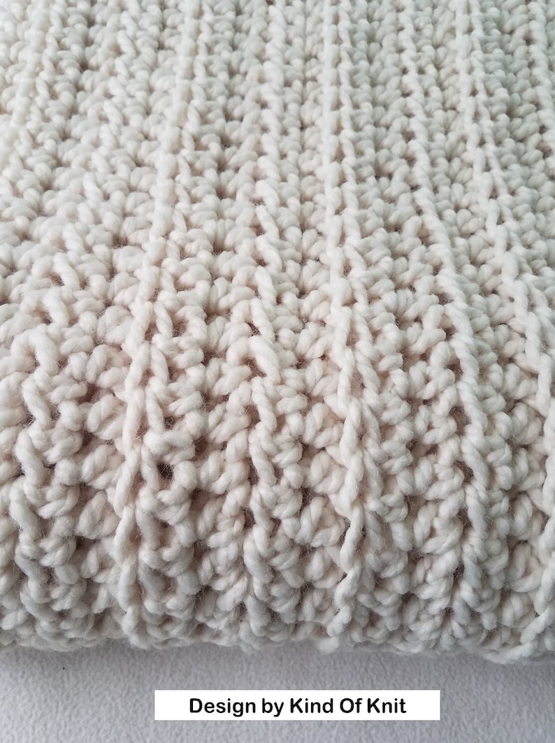 CROCHET PATTERN: White Water Crochet Blanket, Chunky Crochet Oversized Throw image 4