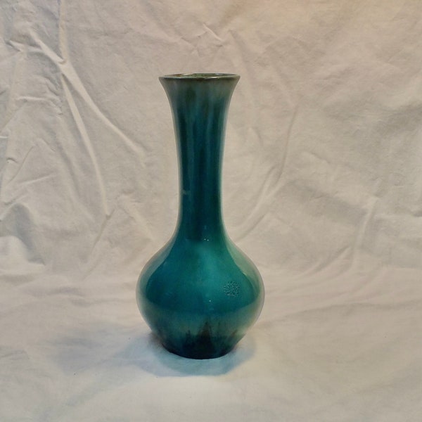 Vintage 1970's Blue Mountain Pottery bud vase