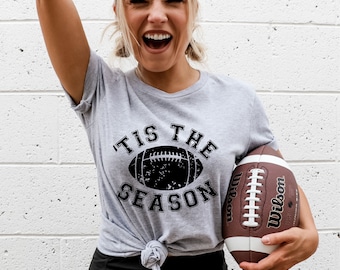 Tis the Season Football SVG Cutting file, Football SVG, Football PNG, T-shirts de football, Designs de sublimation, fichiers png, Clipart de football
