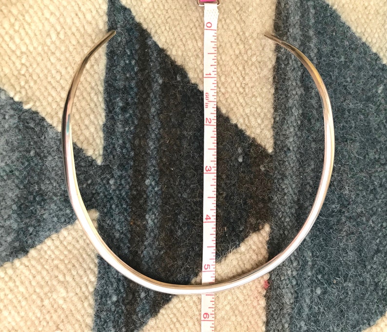 Vintage Handmade Navajo Silver Neck Wire Necklace Phoenix Arizona Southwest Style Hallmarked