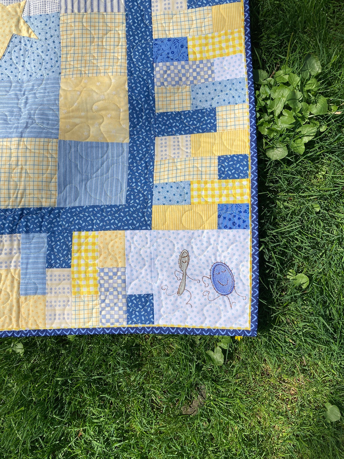 Sweet Baby Quilt, Nursery Rhyme Quilt. Hey Diddle Diddle, Mother Goose