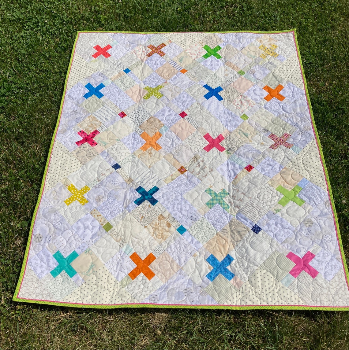 Sweet Kisses Baby or Toddler Quilt With Scrappy Low Volume Etsy