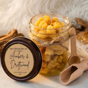 Pastillas de cera aromáticas de ámbar y madera flotante / Cáscaras de cedro y pachulí con aroma intenso, 227 g (8 oz), hechas a mano.