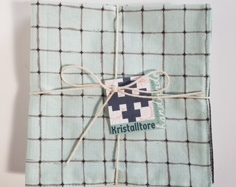 Reversible Dinner Napkins -set of 4 cotton and seersucker reusable cloth napkins mint check