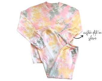 Bridal + Custom Date Tie-Dye Travel/Lounge Set | Tie Dye Set | Tie Dye Sweatshirt | Tie Dye Hoodie | Tie Dye Sweats | Tie Dye Sweatsuit