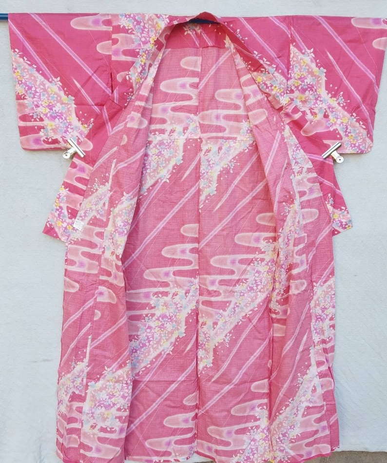 vintage kimono Japanese with motive flower cotton fabric long kimono