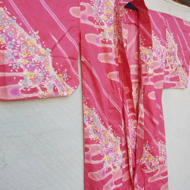 vintage kimono Japanese with motive flower cotton fabric long kimono