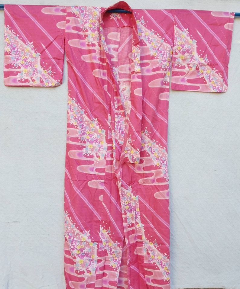 vintage kimono Japanese with motive flower cotton fabric long kimono