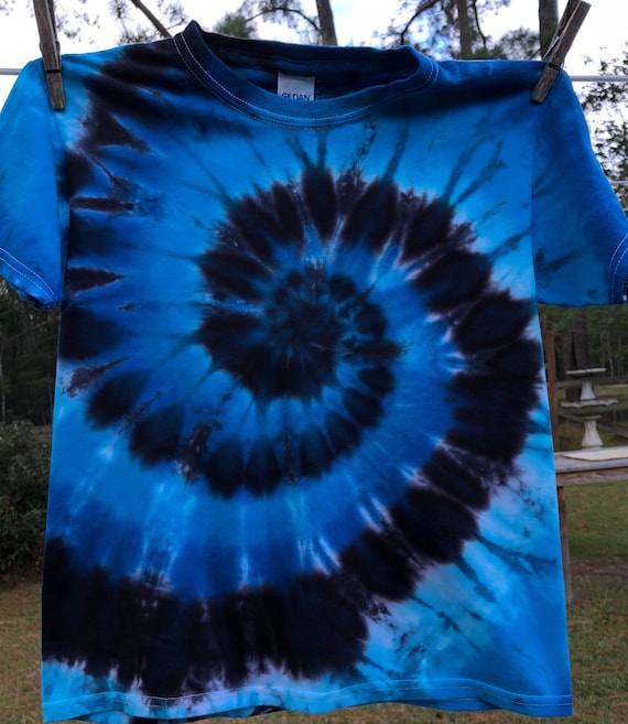dark tie dye shirts