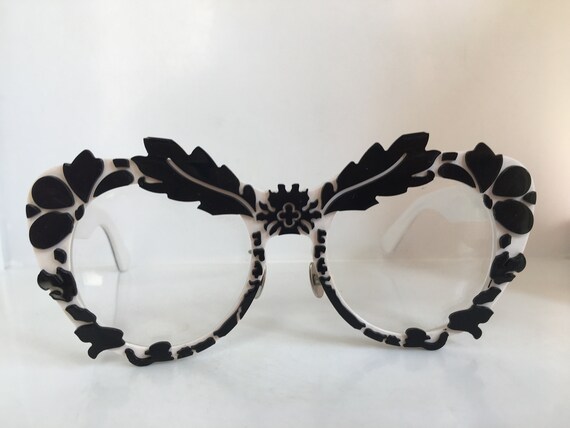 OP ART oversized eyeglasses frame