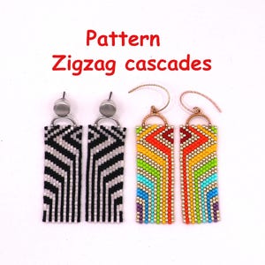 Könnte beinhalten: Zwei Paar rechteckige Perlenohrringe mit dem Text Pattern Zigzag cascades. Ein Paar zeigt ein schwarz-weißes geometrisches Zickzackmuster mit silberfarbenen Steckern. Das andere Paar präsentiert ein mehrfarbiges Regenbogen-Zickzack-Design mit goldfarbenen Ohrhaken.