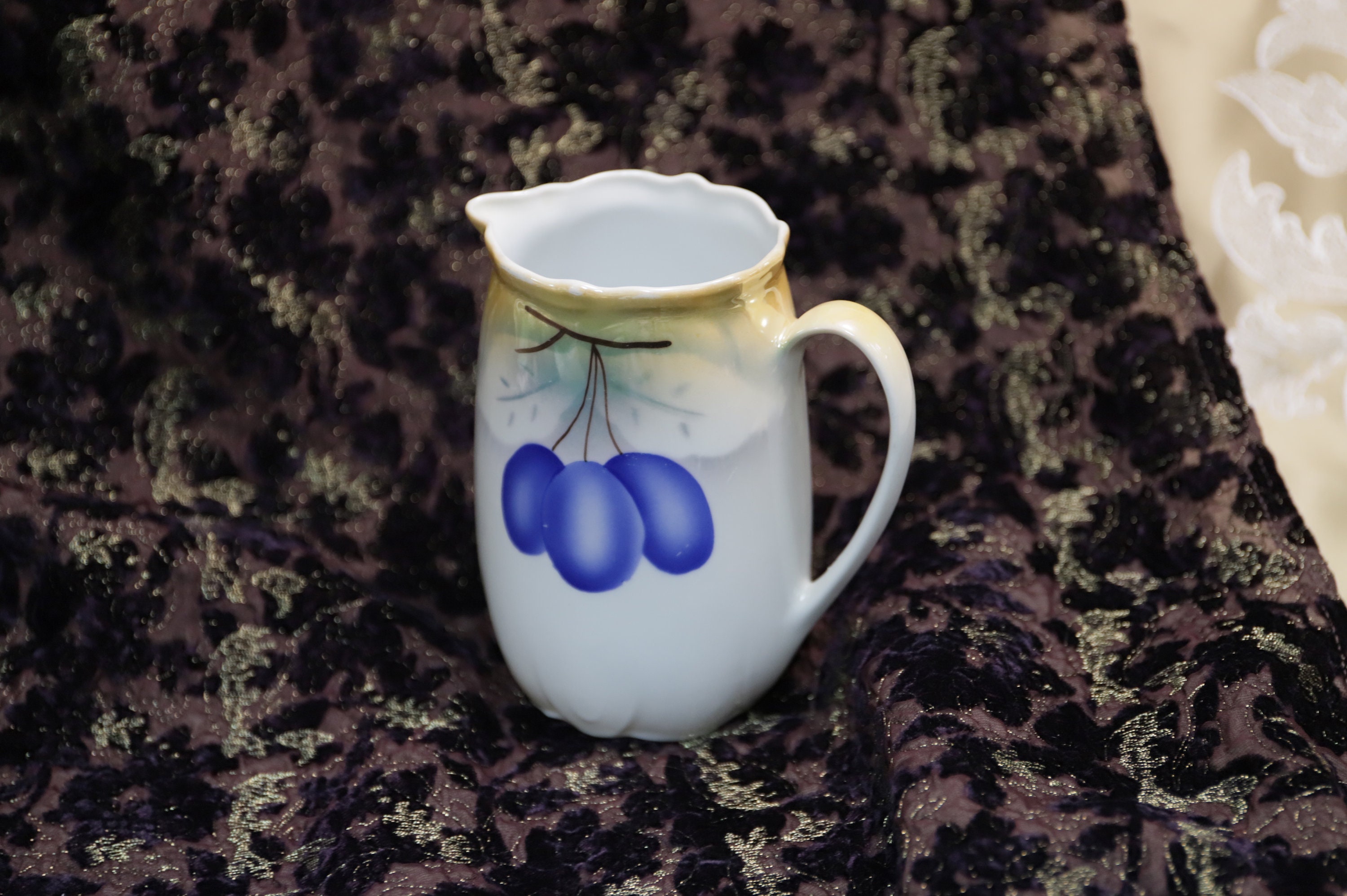 Karla KP Karlskrona Sweden 4836 Swedish Vintage Upsala Ekeby Creamer vase or jug home decoration