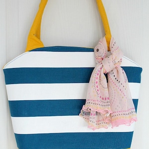 Round opening tote bag sewing pattern