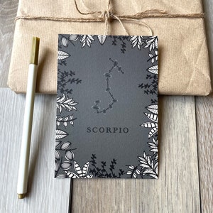 Carte postale du Scorpion, constellation du zodiaque, illustration de la feuille, carte postale A6, oeuvre d'art mural, carte de correspondance, carte du zodiaque, signes astrologiques, impression d'art
