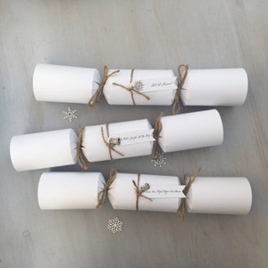 White Crackers Personalised Sustainable - Grey, Red, Scandi, Offwhite Wildflowerseed No Plastic