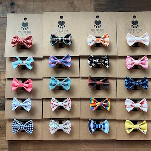 Extra Small Dog and Cat Bowties and Bows / Sale / Pet / Pets and Love boutique / Boy Dog / Girl Dog / Boy Cat / Girl Cat / Puppy / Kitten