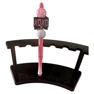 Handgemaakte kralenpen | Navulbare inktpen | Leuk cadeau voor vrouwen | XOXO-pen voor Valentijnsdag, kantoor of budgetmap | Schrijft soepel