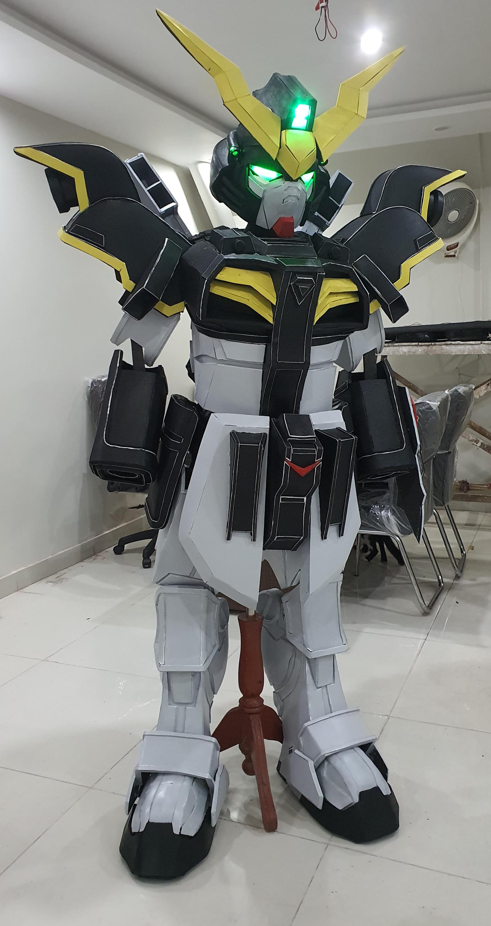 手作りのEVAフォーム製ガンダムコスプレアーマー、全身メカ
