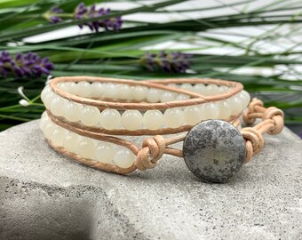 Wrap bracelet moonstone real natural stone with leather - wrapped pearl bracelet - gift for your favorite person's birthday - selectable gemstone