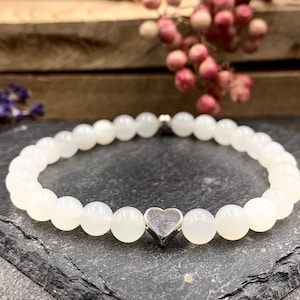 Pearl bracelet moonstone 6 mm heart real platinum plated - gift love girlfriend favorite person - spiritual jewelry - customizable