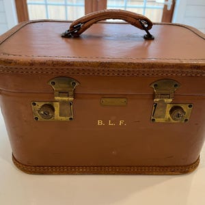 Vintage train case - Etsy 日本