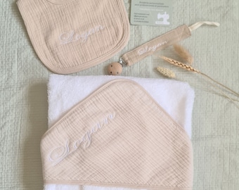 Cape de bain et gant GAZE de COTON personnalisable au prénom de votre bébé.