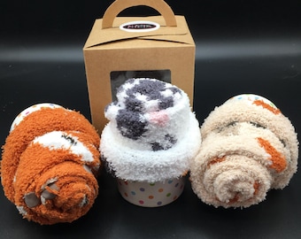 Animal themed FLUFFY SOCKS CUPCAKE - Cosy Sock Cupcake - Calorie Free Cupcake - Sock Cupcake Gift - Fuzzy Socks Gift - Cosy Sock Present