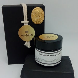 Day Cream with hyaluronic acid and collagen