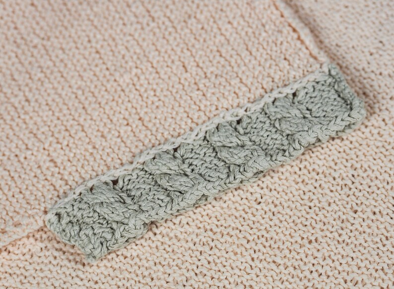 Summer short-sleeve sweater in modern beige pink