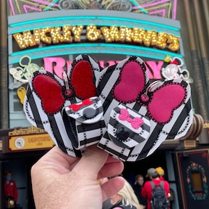 Black & White stripe Minnie Mouse Ear Holder, Minnie Mouse inspired ear holder or carrier for bag, belt, lanyard, stripe minnie ear buddy
