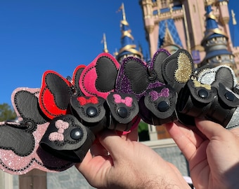 Glitter Minnie Mouse Ear Holder, Minnie Mouse inspired ear holder or carrier for bag, belt, lanyard for women or girls, minnie ear buddy