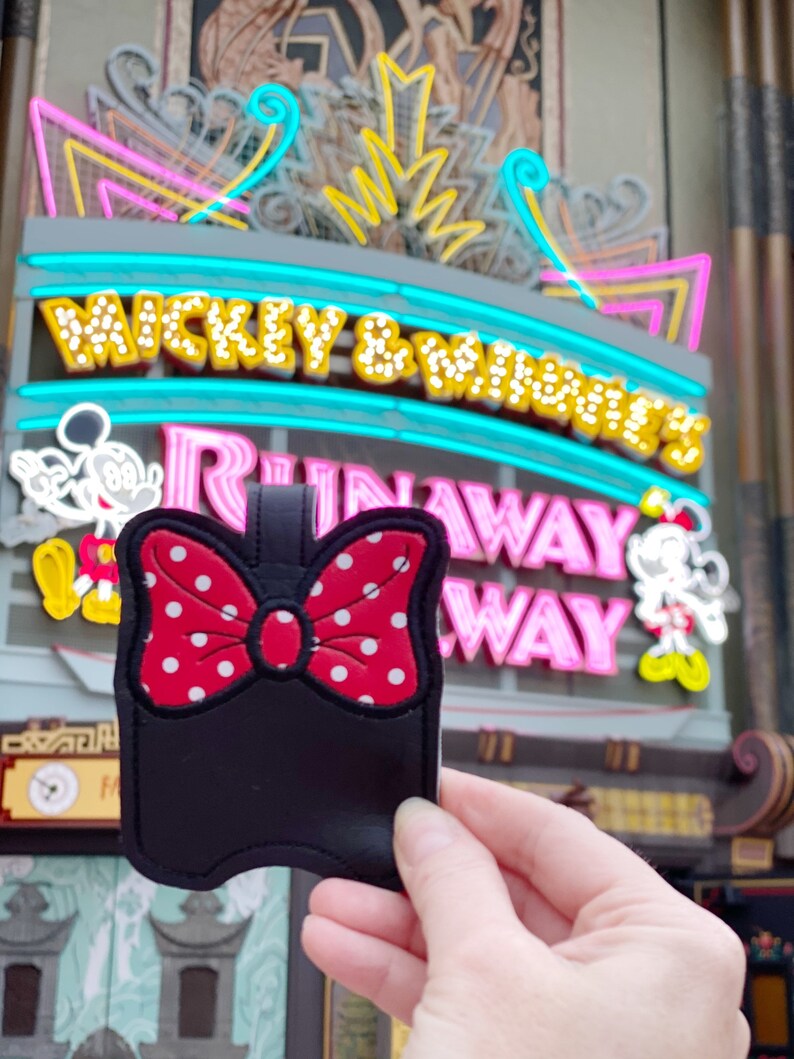 Minnie Mouse Ear Holder Minnie Bow Mouse Inspired Ear Holder Etsy