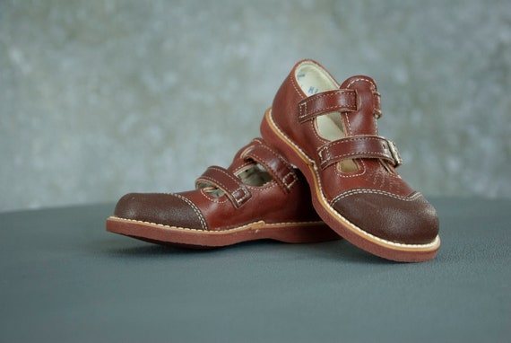 1950s mary jane shoes