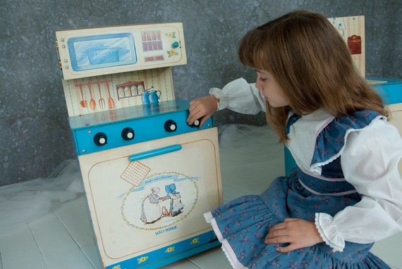 holly hobbie kitchen set
