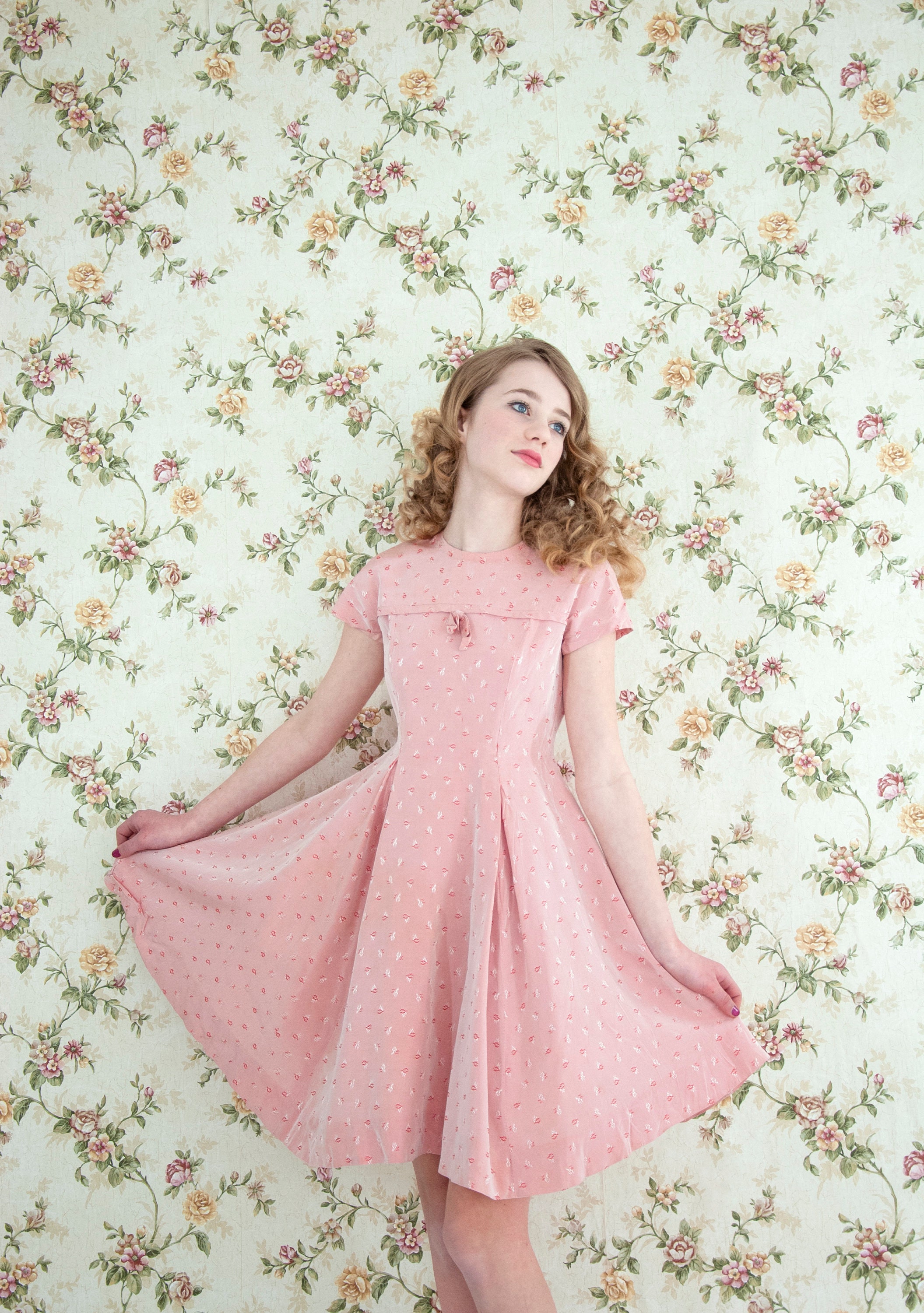 Vintage 1940s Pink Floral Dress Short 