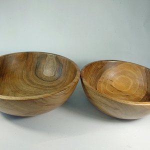 Set of decorative handmade walnut bowls/plates - Handmade wooden plates - Custom salad bowls