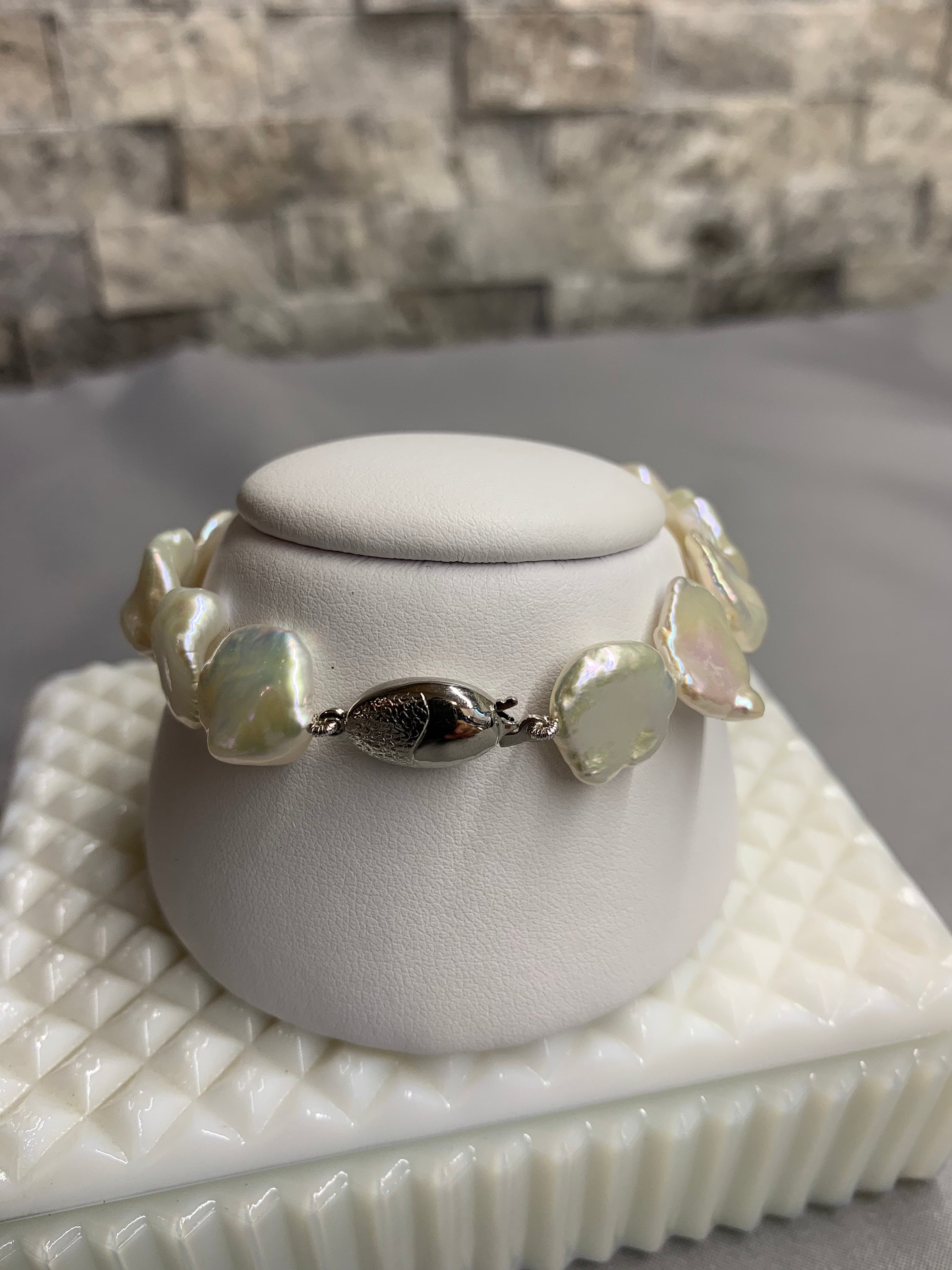 Montre Femme Fontenay De France - Cadran Nacre, Boîtier Acier Inox - Mouvement Quartz - Neuf Avec Écrin