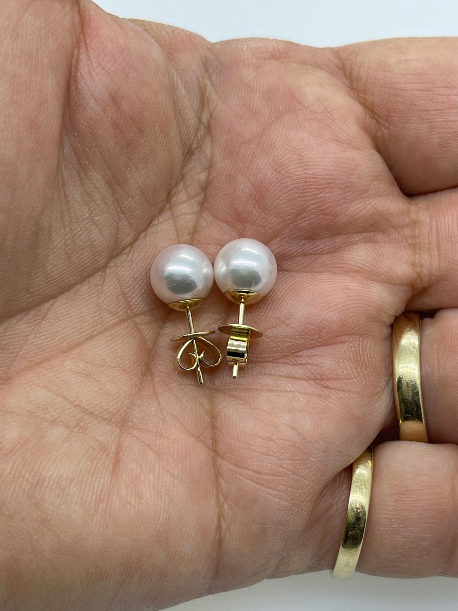 white akoya pearl stud earrings