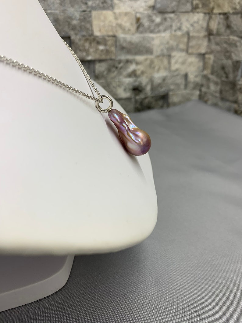 Lavender Flameball Pearl Pendant