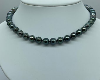 Genuine Tahitian Pearl Necklace 14KWG 9 to 10mm 17.75"