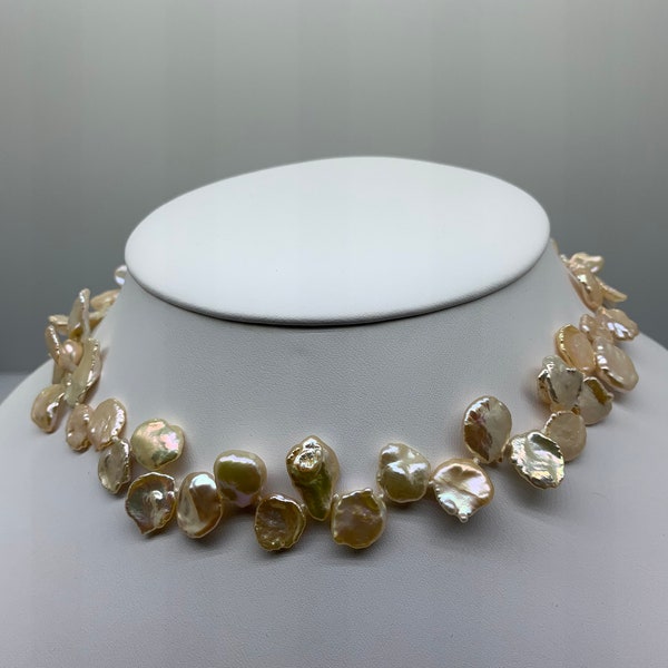 Petals and Pearls Necklace main image 1