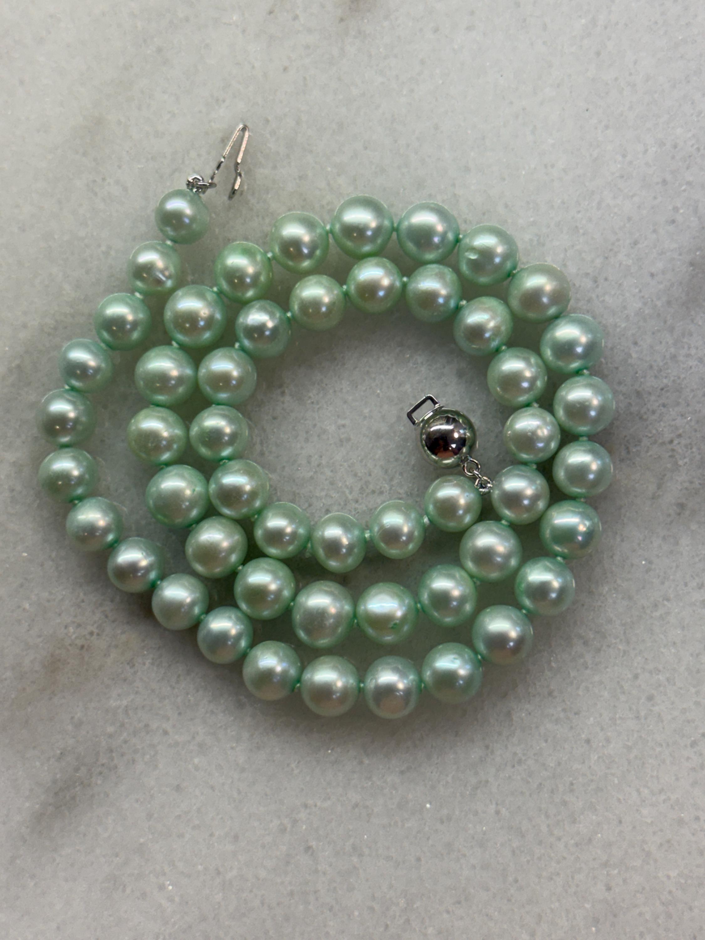 Mint Green Freshwater Pearl Necklace 7.3 to 8.3mm 17