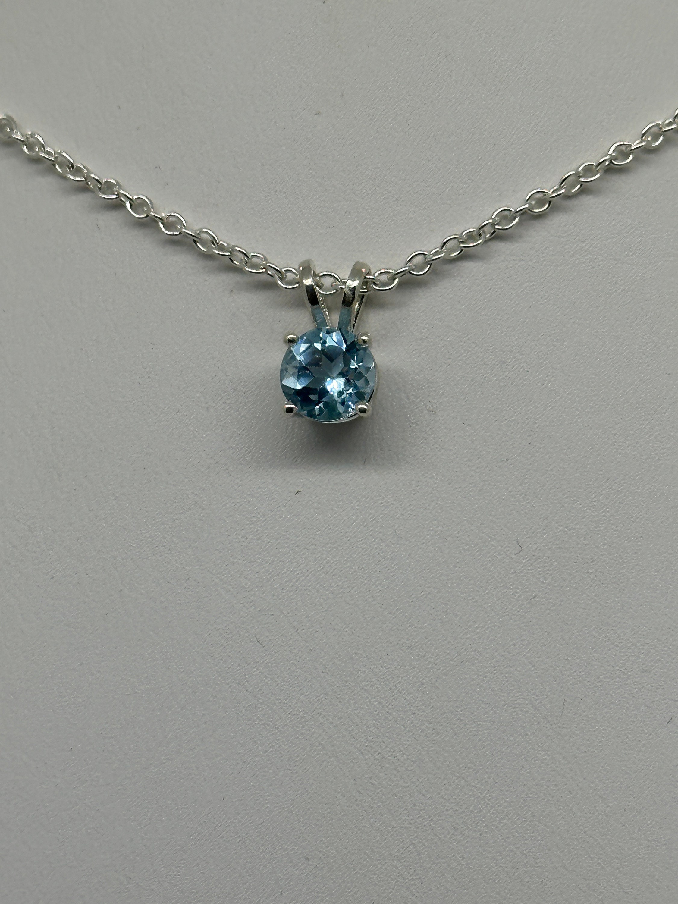 Light Swiss Blue Topaz 7mm With Chain 16
