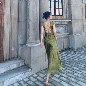Elegant Green V-Neck Satin Jacquard Dress Women Backless Maxi Lace Dress image 3