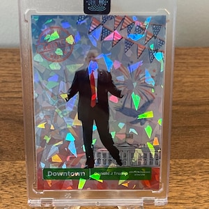 Donald Trump no centro da cidade! Cartão de arte personalizado!